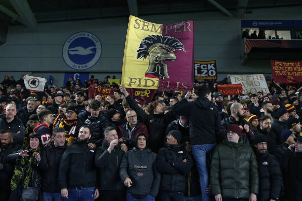 他们在这座 他们在这座