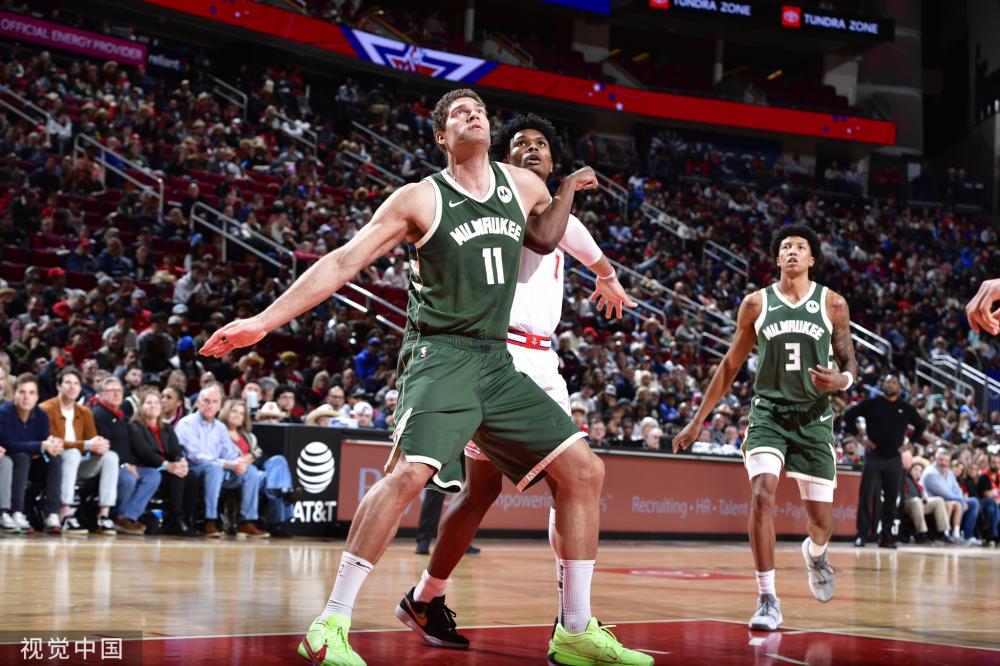 而阿诺德的 而阿诺德的