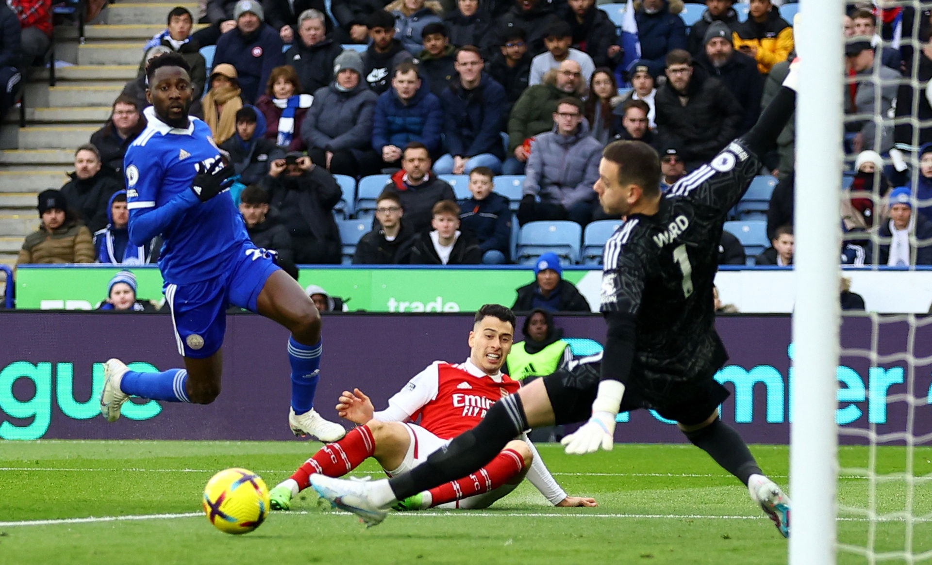 这一悲剧引 这一悲剧引